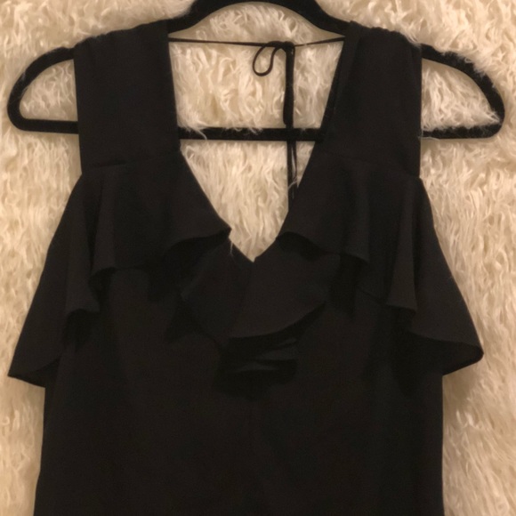 Express Blouse Black - Picture 3 of 5